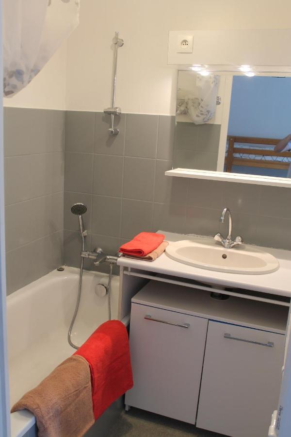Apartmán Studio Avec Parking Proche Plage Et Centre Royan Exteriér fotografie